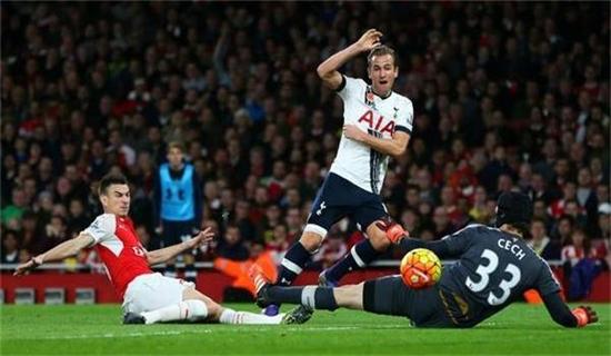 阿尔特塔更, 层楼的人 阿尔特塔更, 层楼的人