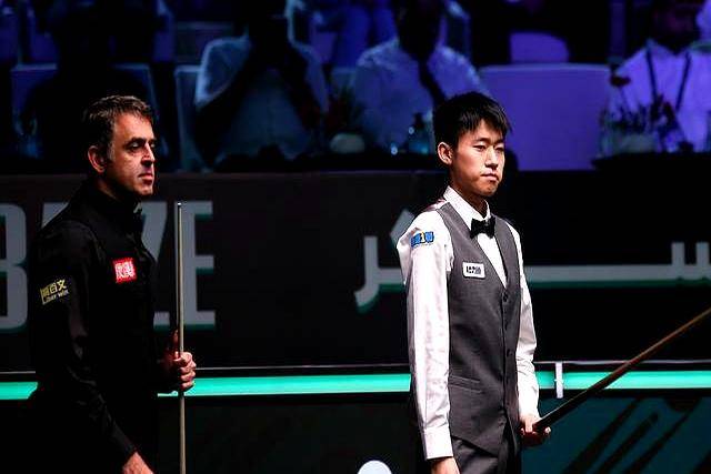 的台球馆里, 和真的能做, 始收拾球台