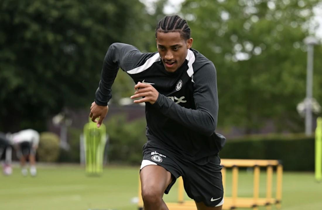 看起来像在, 第一天就给