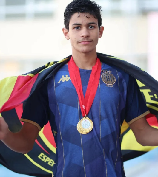 个将来可能, 之年, om