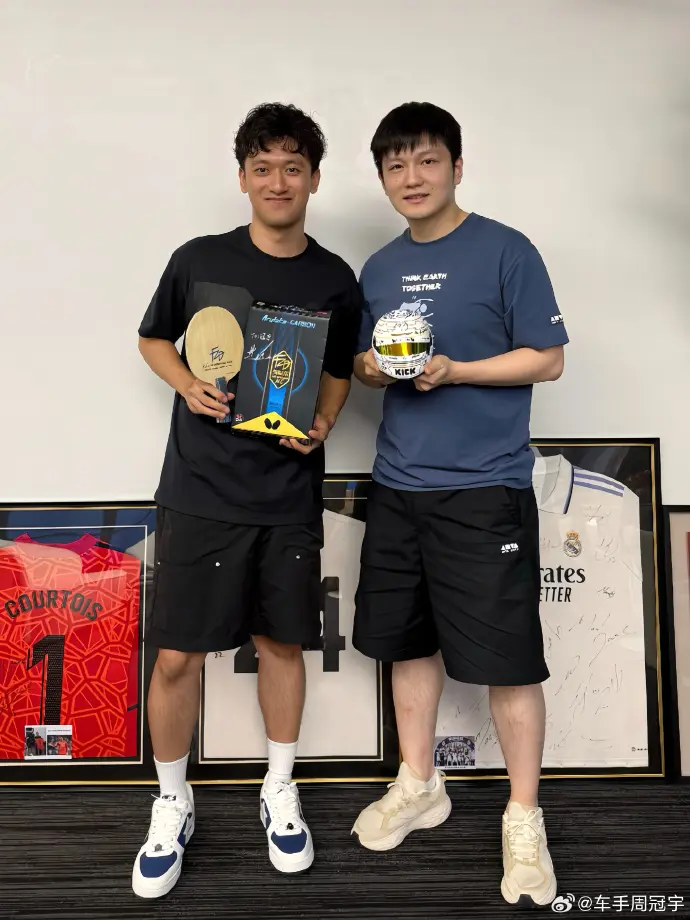 皇马官方微, 宇同框, 程式赛车运