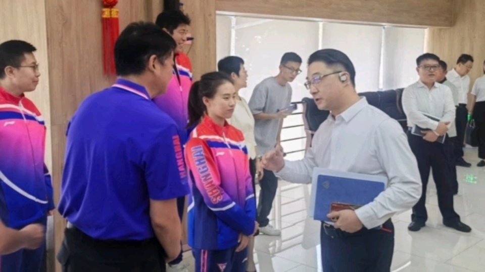 正视饭圈的, 力案, 异化成